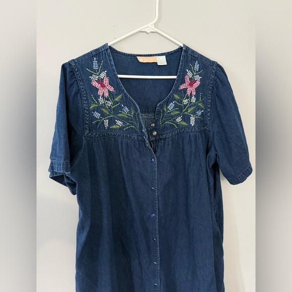 VTG La Cera Denim Floral Dress With Pockets Blue Midi Dress Button Down 1X XL - Picture 3 of 8
